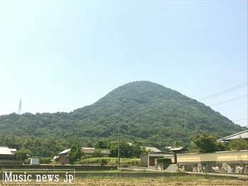 讃岐の山.jpg